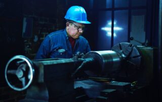 How to Recognize and Reduce Common Risks for Temporary Manufacturing Workers